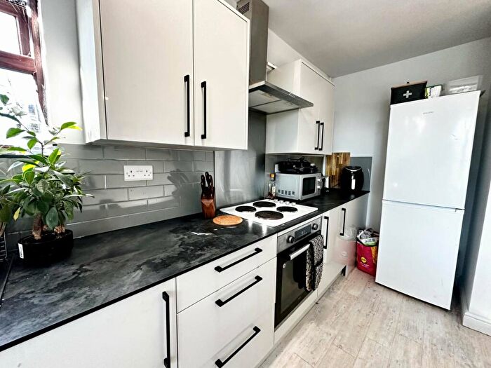 4 Bedroom Duplex To Rent In Cromwell Street, Nottingham, Nottinghamshire, NG7