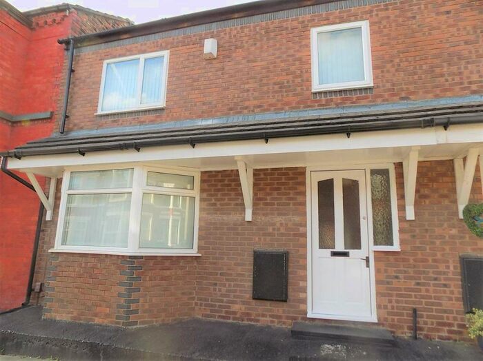 3 Bedroom Terraced House To Rent In Ashbourne Road, Liverpool, L17