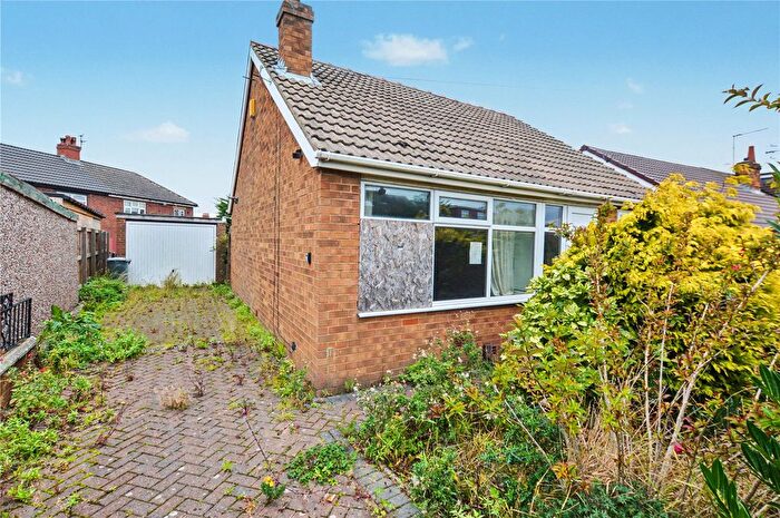 2 Bedroom Bungalow For Sale In Scott Green Drive, Gildersome, Morley, Leeds, LS27
