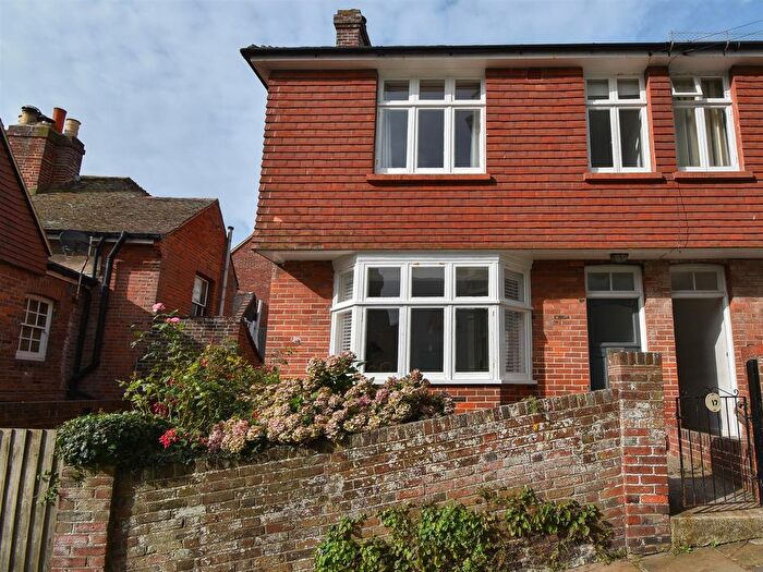 3 Bedroom End Of Terrace House For Sale In Cobourg Place, Hastings, TN34