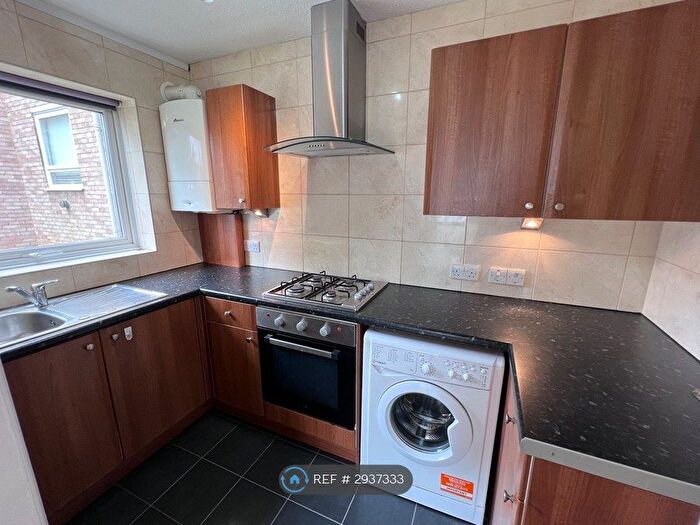 1 Bedroom Flat To Rent In Charlotte Road, Wallington, SM6
