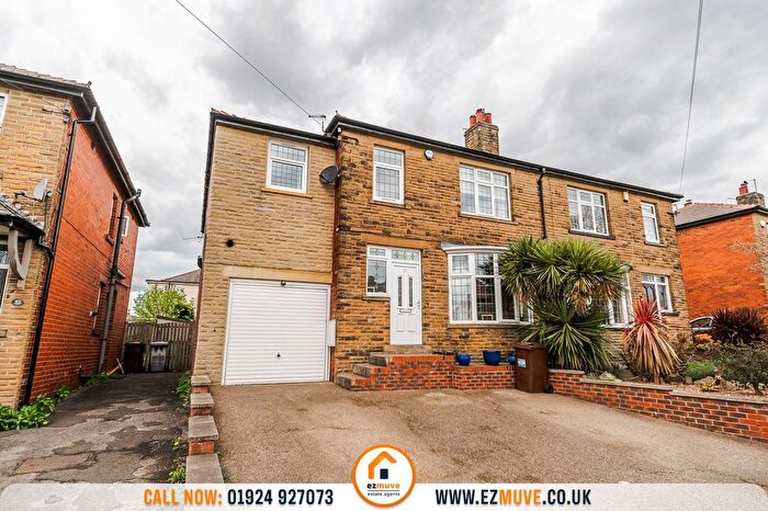 5 Bedroom Semi Detached House For Sale In Bennett Lane, Dewsbury, WF12