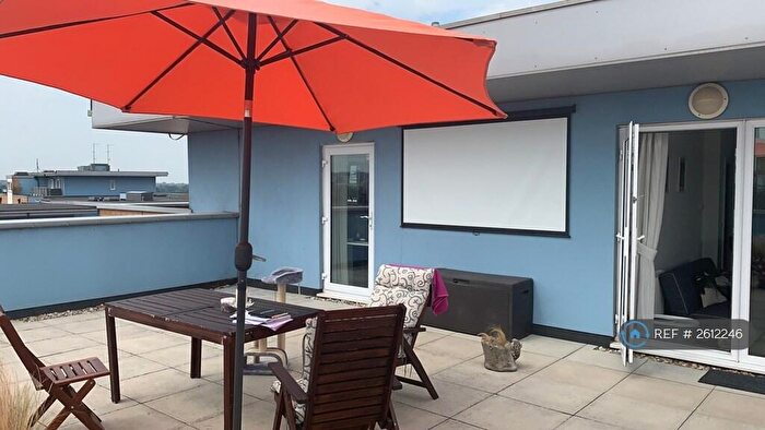 2 Bedroom Penthouse To Rent In Peebles Court, Croydon, CR0