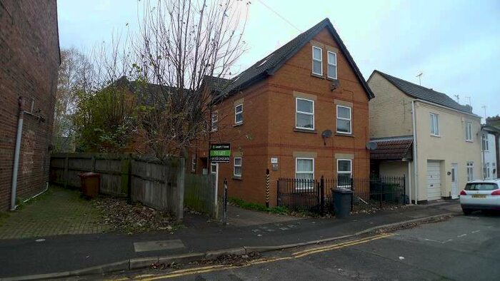 1 Bedroom Flat To Rent In Jubilee Street, Peterborough, Cambridgeshire. PE2