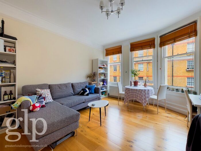 2 Bedroom Flat To Rent In Ridgmount Gardens, London, Greater London, WC1E
