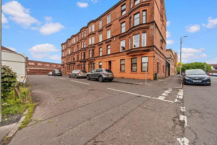3 Bedroom Flat To Rent In Orkney Place, Glasgow, Glasgow City, G51