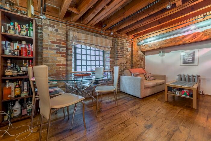 1 Bedroom Flat To Rent In Butlers &amp; Colonial Wharf, Shad Thames, London, SE1