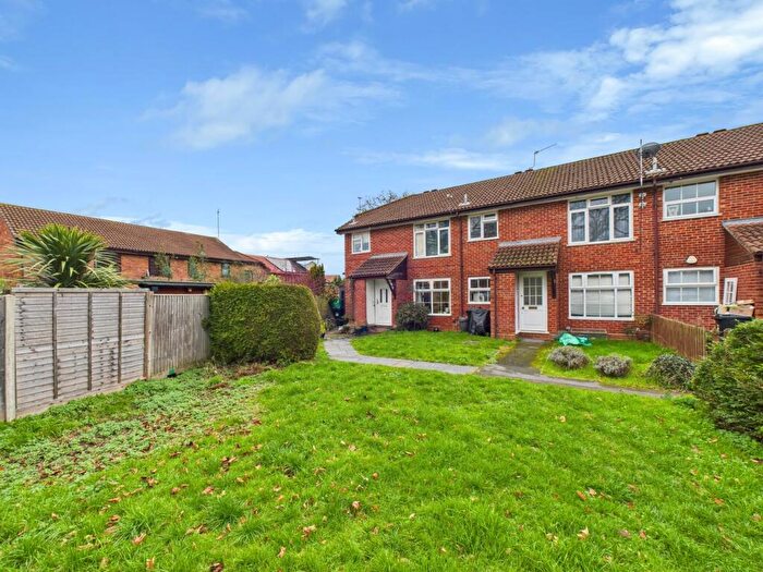 1 Bedroom Maisonette For Sale In Driftway Close, Lower Earley, Reading, RG6