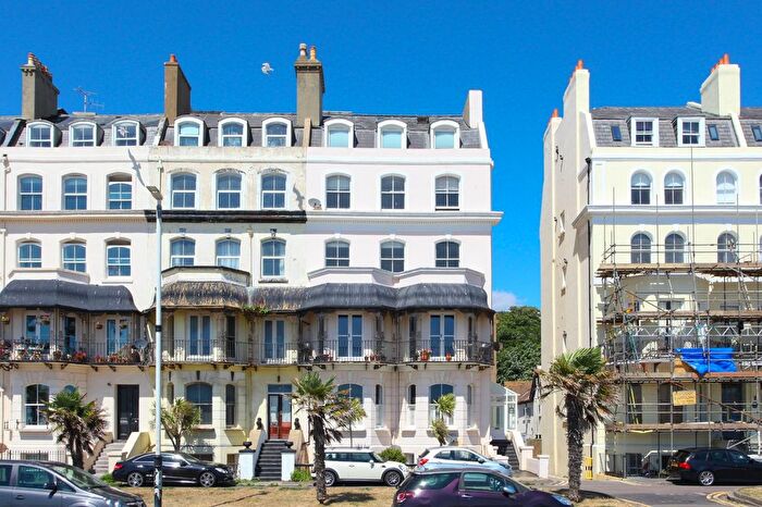 2 Bedroom Flat To Rent In Marine Parade, Folkestone, Kent, CT20