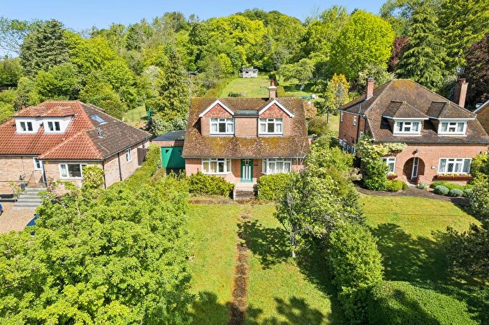 3 Bedroom Detached House For Sale In Perks Lane, Prestwood, HP16