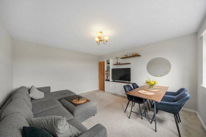 1 Bedroom Apartment To Rent In Hillboro Court, Hainault Road London, E11