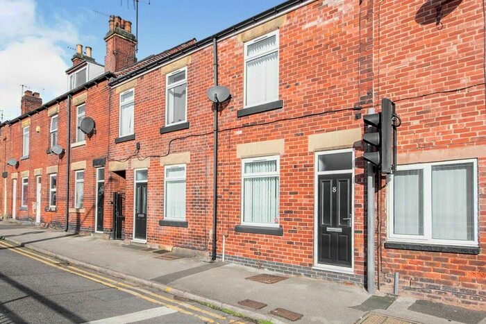 2 Bedroom Terraced House To Rent In Loxley New Road, Sheffield, S6