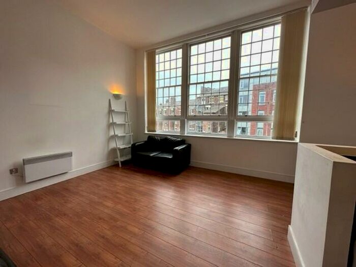 2 Bedroom Apartment To Rent In May Street, Liverpool, L3