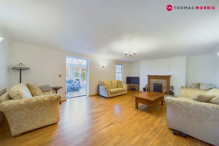 4 Bedroom Semi-Detached House To Rent In Mill Road, Wistow, Huntingdon, Cambridgeshire, PE28