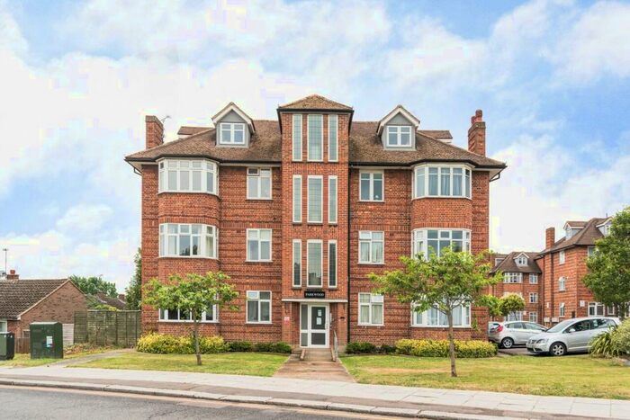 2 Bedroom Flat To Rent In Parkwood, Oakleigh Road North, London, N20