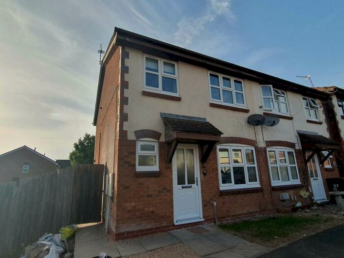 3 Bedroom Semi-Detached House To Rent In Barclay Court, Ilkeston, DE7