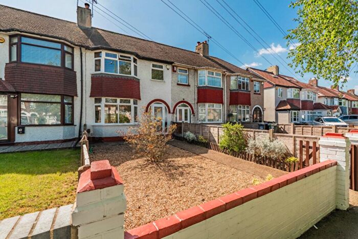 3 Bedroom Terraced House For Sale In Burnham Road, Dartford, Kent, DA1