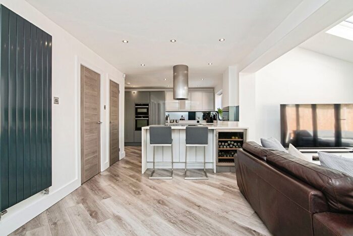 4 Bedroom Detached House For Sale In Primrose Woods, Birmingham, West Midlands, B32