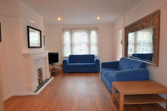3 Bedroom Semi-Detached House To Rent In Noel Road, London, W3