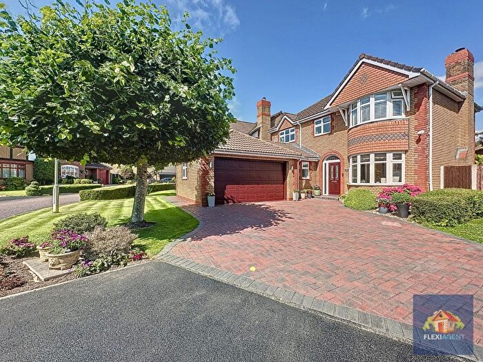 4 Bedroom Detached House For Sale In Avenham Close, Banks, Southport, Lancashire, PR9