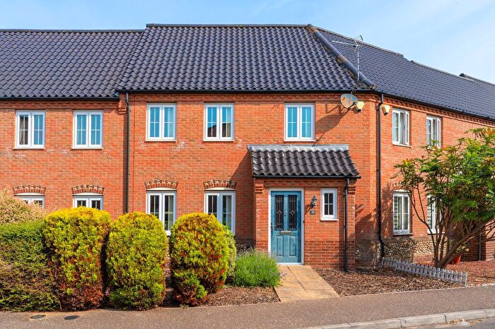 3 Bedroom Terraced House To Rent In Stable Field Way, Hemsby, NR29