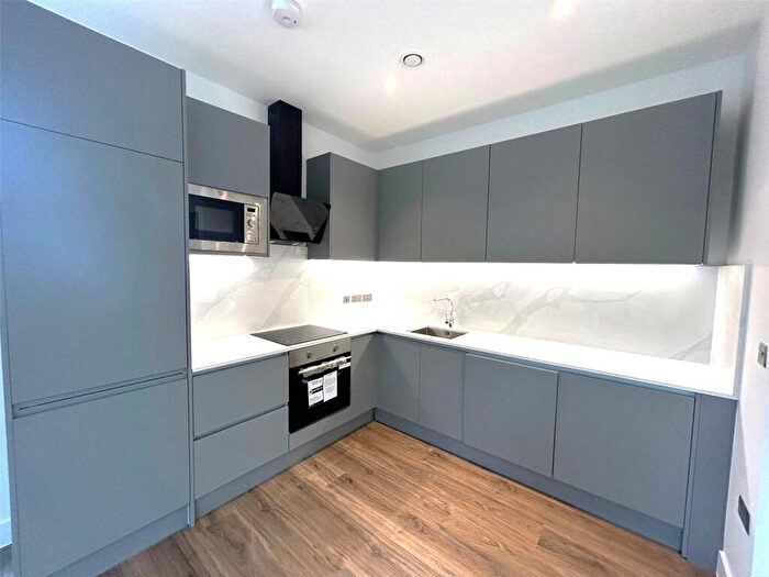 1 Bedroom Flat To Rent In Sheila House, Fleet, Hampshire, GU51