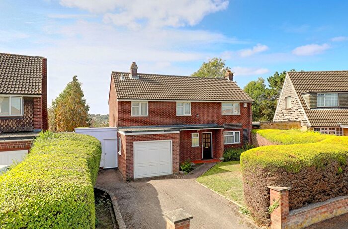 4 Bedroom Detached House For Sale In Barley Ponds Road, Ware, SG12