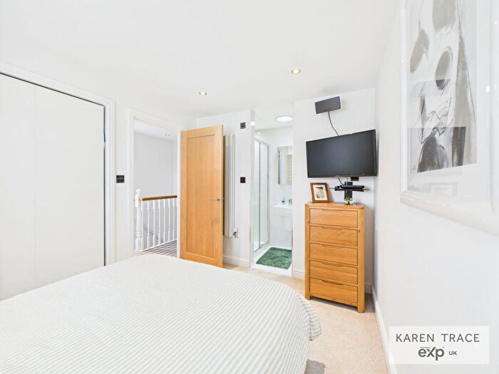 3 Bedroom Semi-Detached House For Sale In Chandlers Walk, Charlestown, PL25