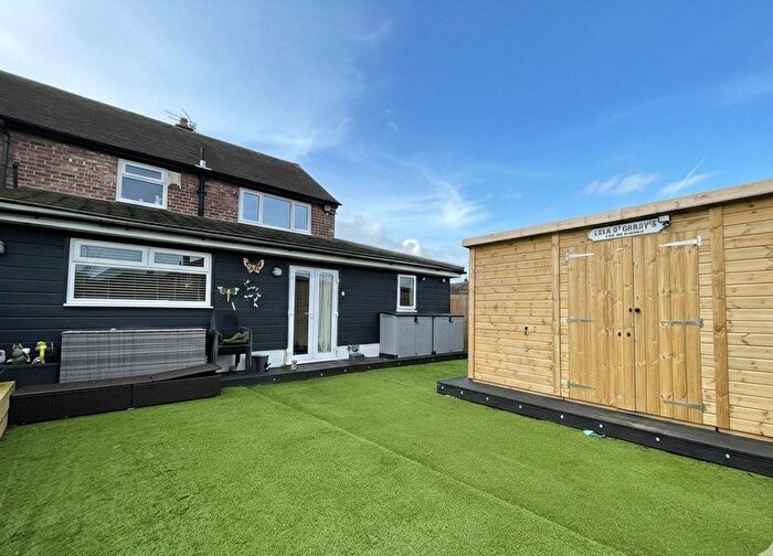 4 Bedroom End Terrace House For Sale In Formby Place, Ashton-On-Ribble, Preston, Lancashire, PR2