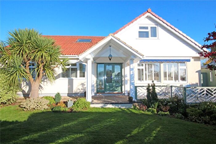 4 Bedroom Detached House For Sale In Durley Road, Seaton, Devon, EX12