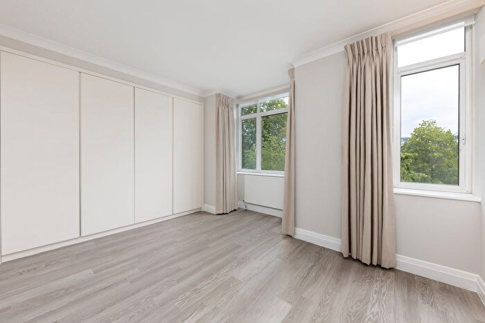 1 Bedroom Flat To Rent In Oakley House, Sloane Street, London, SW1X