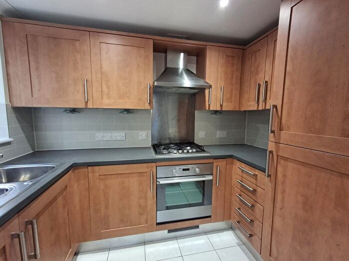 2 Bedroom Apartment To Rent In Yew Court, Horndean., PO8