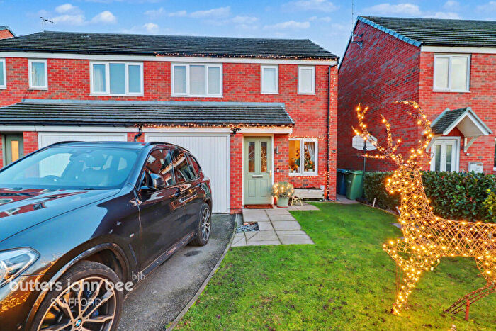 3 Bedroom Semi Detached House For Sale In Fieldhouse Way, Stafford, ST17