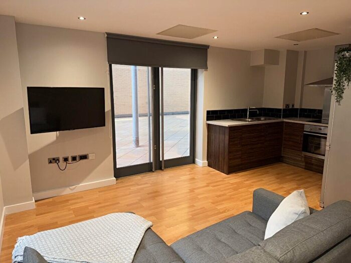 2 Bedroom Apartment To Rent In West One Apartments, Fitzwilliam Street, Sheffield, S1