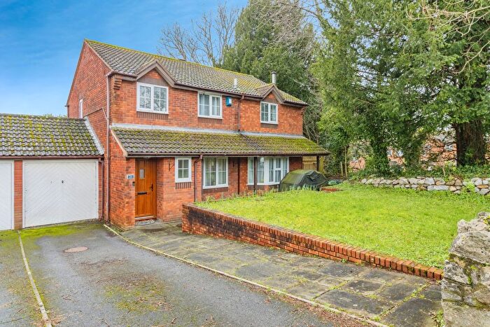 4 Bedroom Detached House For Sale In Woodmere Way, Kingsteignton, Newton Abbot, Devon, TQ12