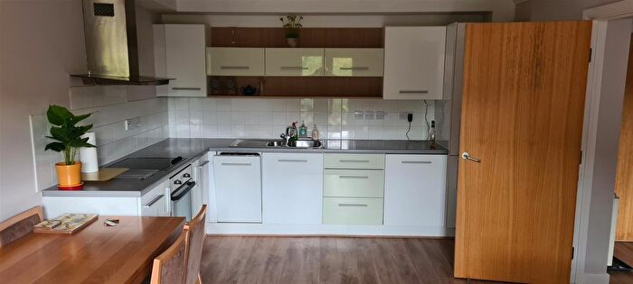 1 Bedroom Flat To Rent In Roachs Court Longstone Hill, Carbis Bay, St. Ives, TR26