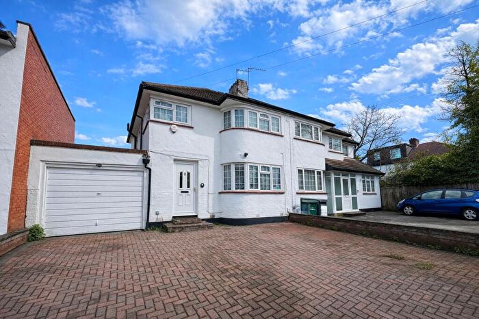 3 Bedroom Semi Detached House For Sale In Ridgemont Gardens, Edgware, HA8