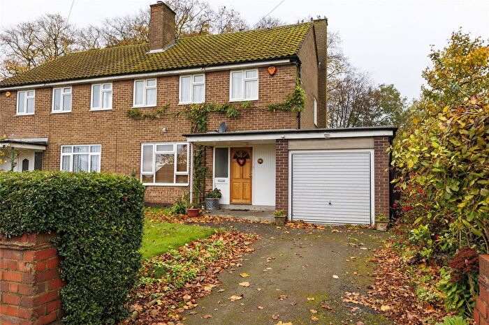 3 Bedroom Semi-Detached House To Rent In Hanover Road, Rowley Regis, West Midlands, B65