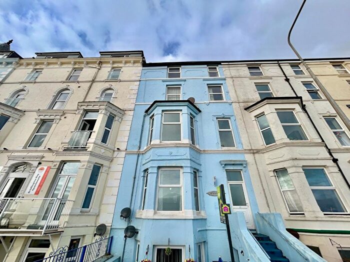 1 Bedroom Flat To Rent In Bed First Floor Flat, Bright Crescent Bridlington, YO15