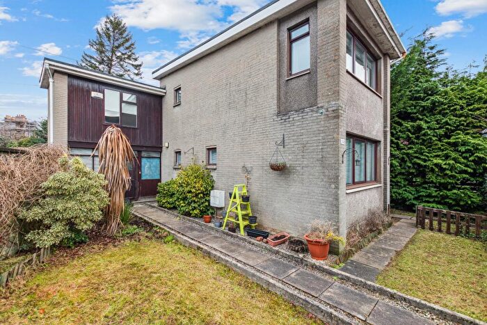 2 Bedroom Detached House To Rent In Darnley Gardens, Crosshill, Glasgow, G41