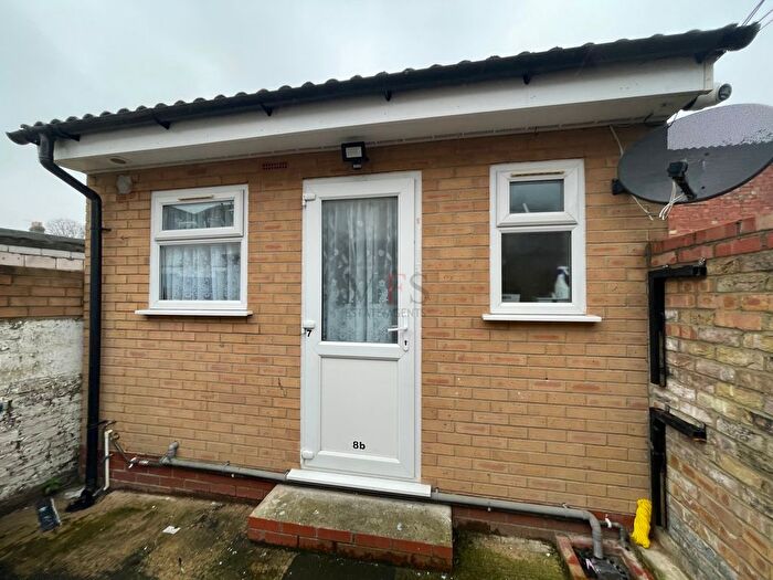 1 Bedroom Studio To Rent In Hartington Road, Southall, UB2