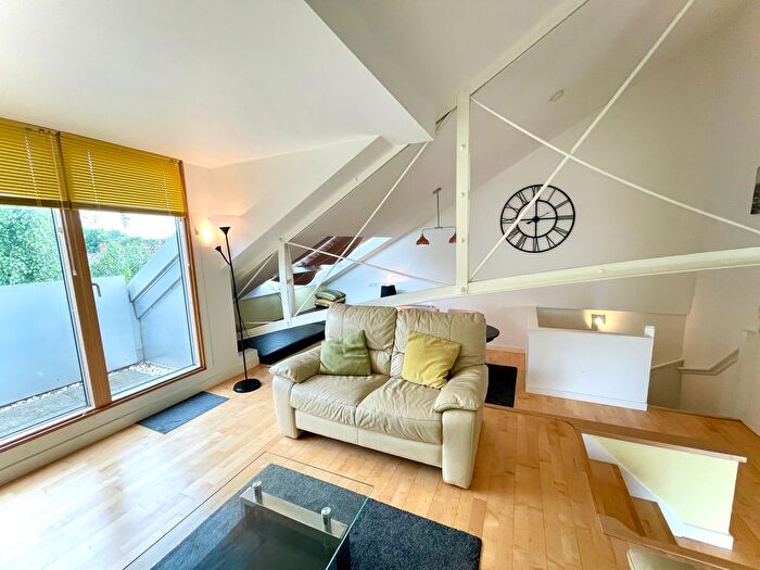 2 Bedroom Flat To Rent In Electric Wharf, Coventry, CV1