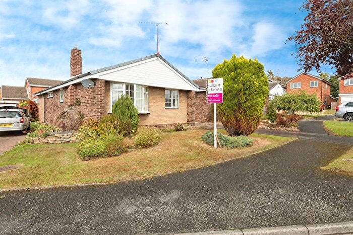 3 Bedroom Detached Bungalow For Sale In East Dale Close, Hemsworth, Pontefract, WF9