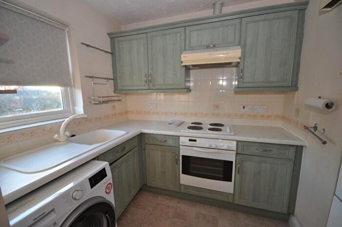 2 Bedroom Apartment To Rent In King Edward Court, Cedar Avenue West, Chelmsford, Essex, CM1
