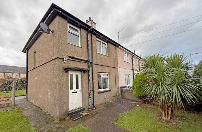 3 Bedroom End Of Terrace House For Sale In Ffordd Maes Barcer, Caernarfon, Gwynedd, LL55