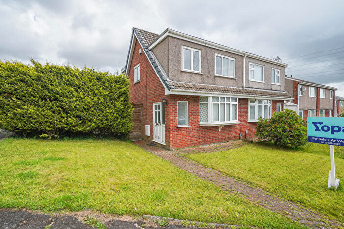 3 Bedroom Semi Detached House For Sale In Heol Glannant, Swansea, SA6