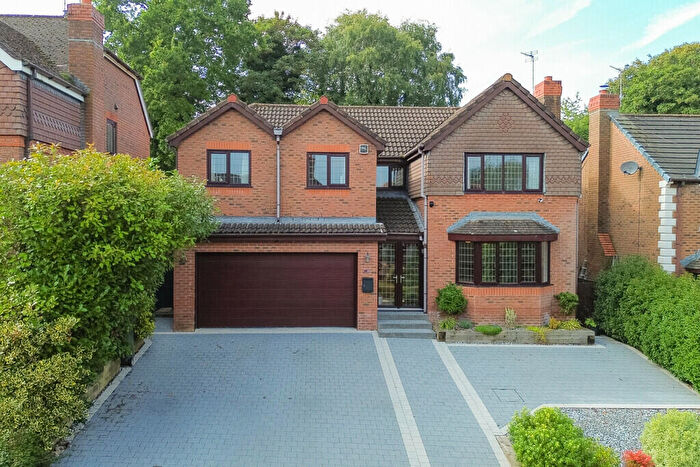 5 Bedroom Detached House For Sale In Round Wood, Penwortham, PR1