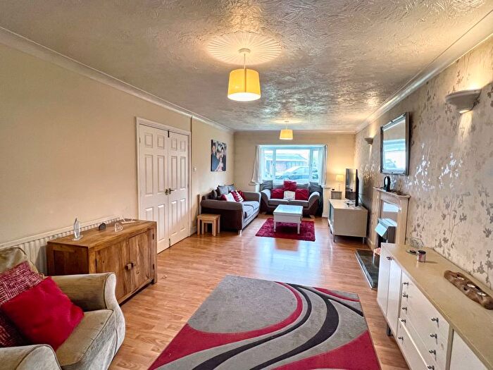 5 Bedroom Detached House For Sale In Beechwood Grove, Pencoed, Bridgend, CF35