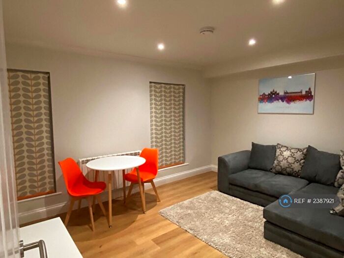 1 Bedroom Flat To Rent In Mill Road, Cambridge, CB1