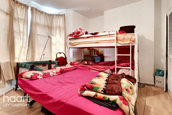 1 Bedroom Flat For Sale In High Road Leytonstone, Leytonstone, E11